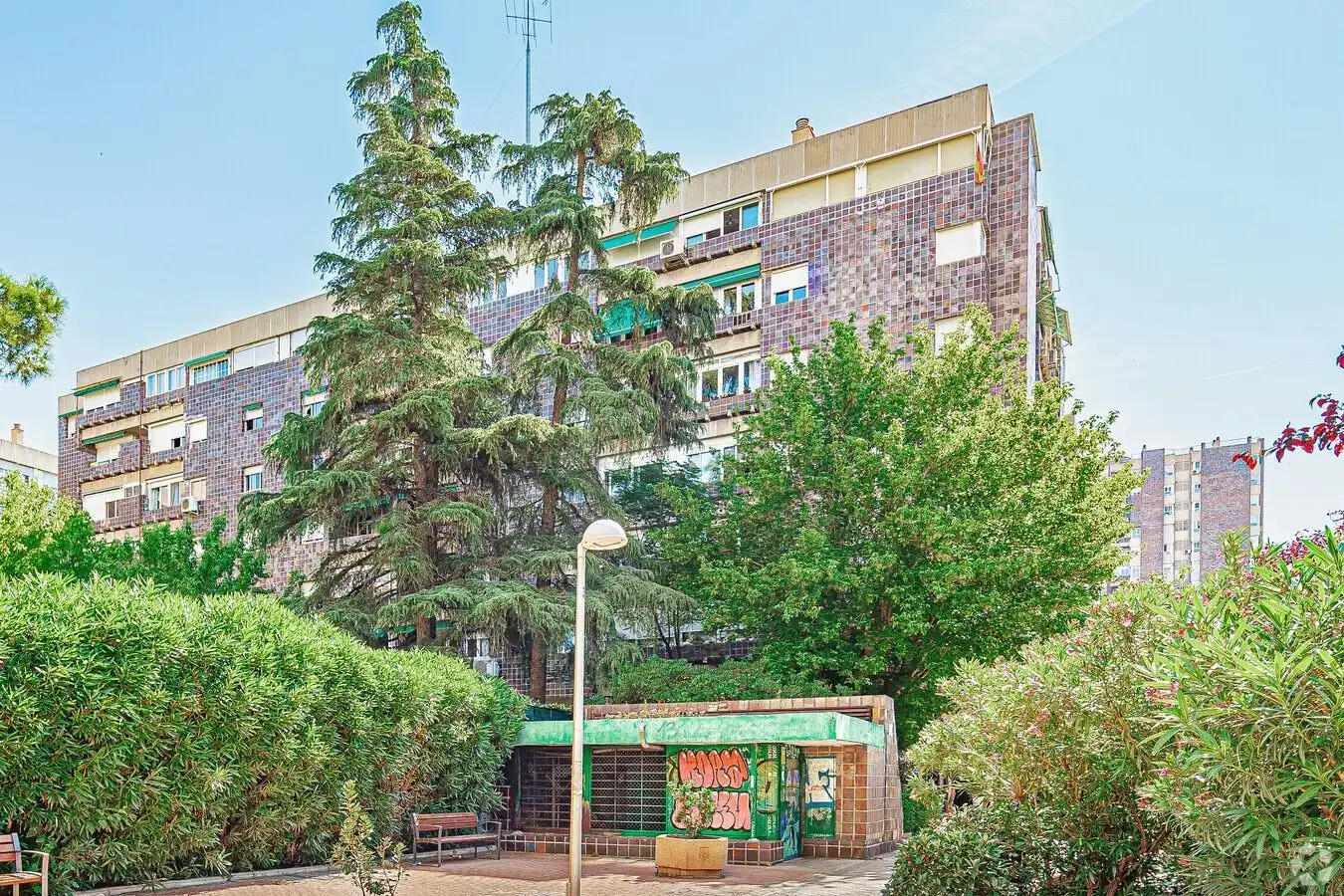 Vista exterior de Dúplex en venda en Madrid amb Aire condicionat i Calefacció