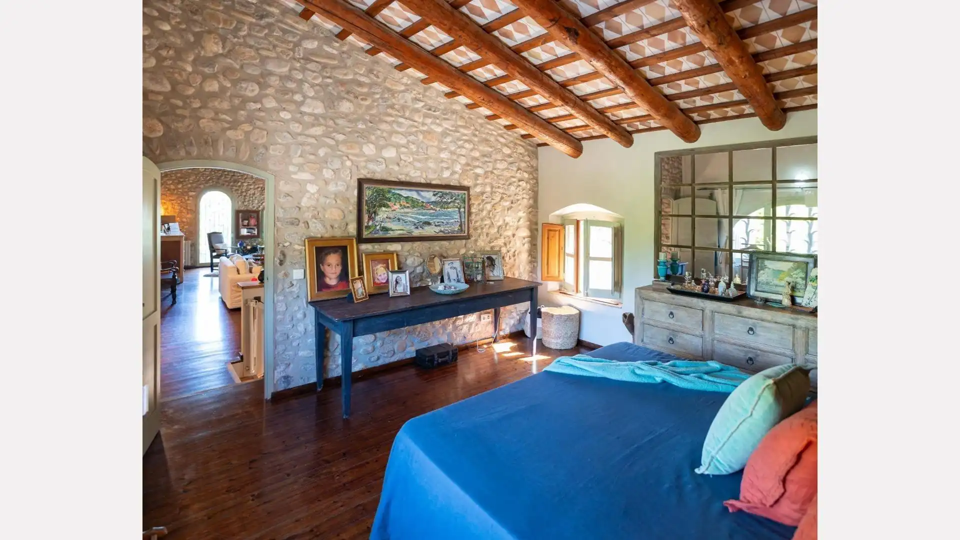 Habitación de Finca rústica en venta en Esponellà con Aire acondicionado, Calefacción y Jardín privado