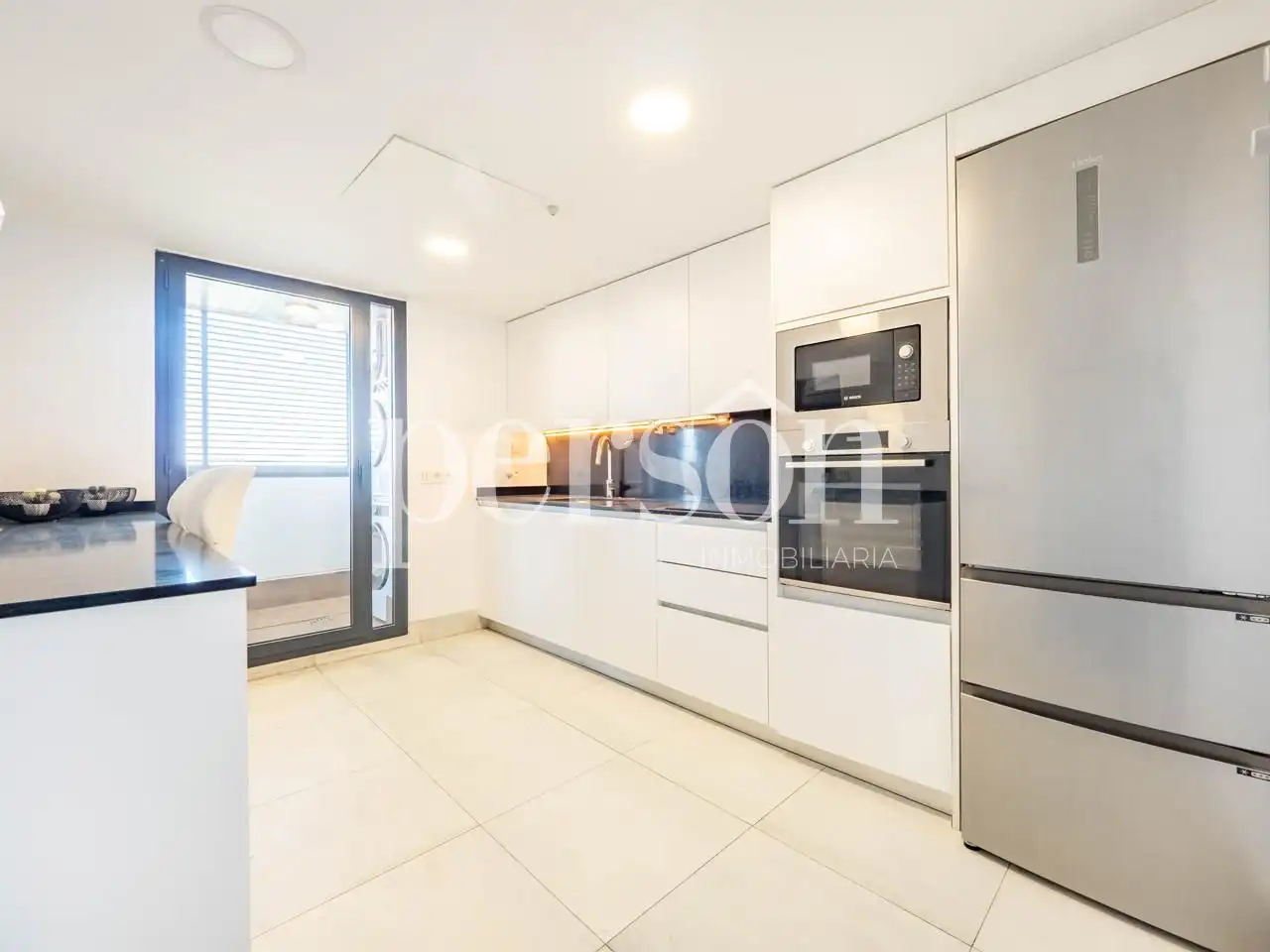 Küche von Wohnung zum Verkauf in Valencia mit Klimaanlage, Terrasse und Schwimmbad