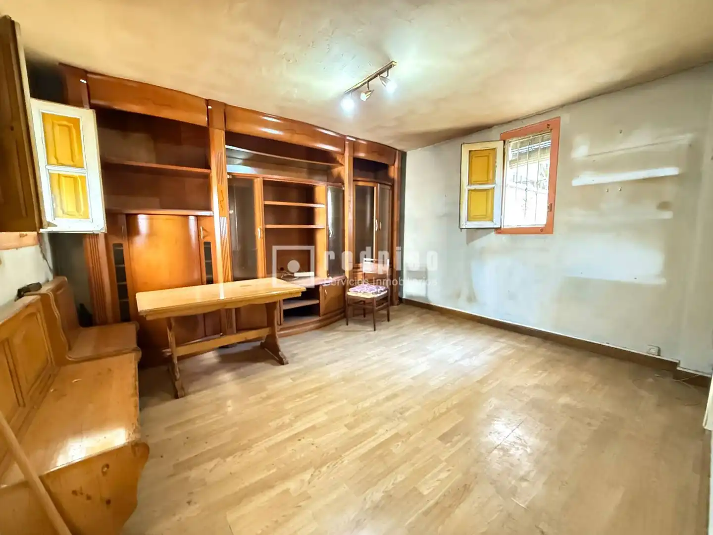 Dormitori de Pis en venda en Zaragoza amb Calefacció