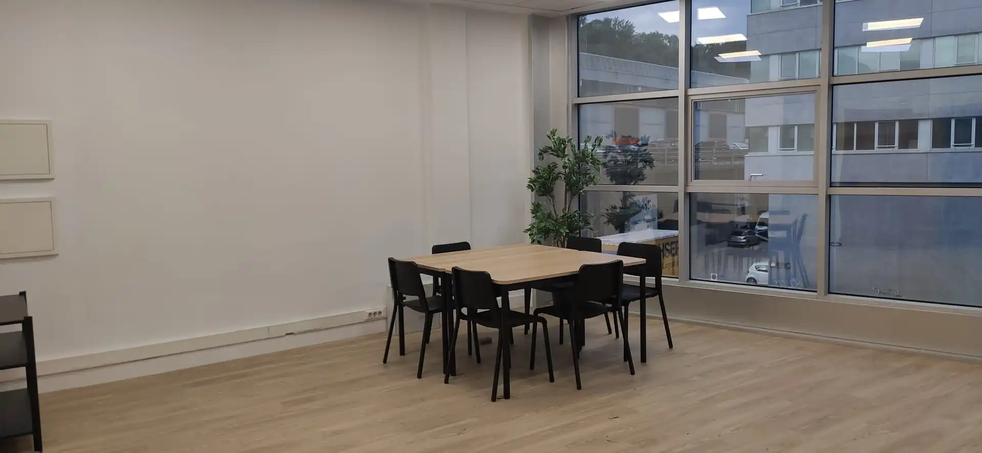 Büro mit Aufzug zur Miete in Portuetxe Kalea 51