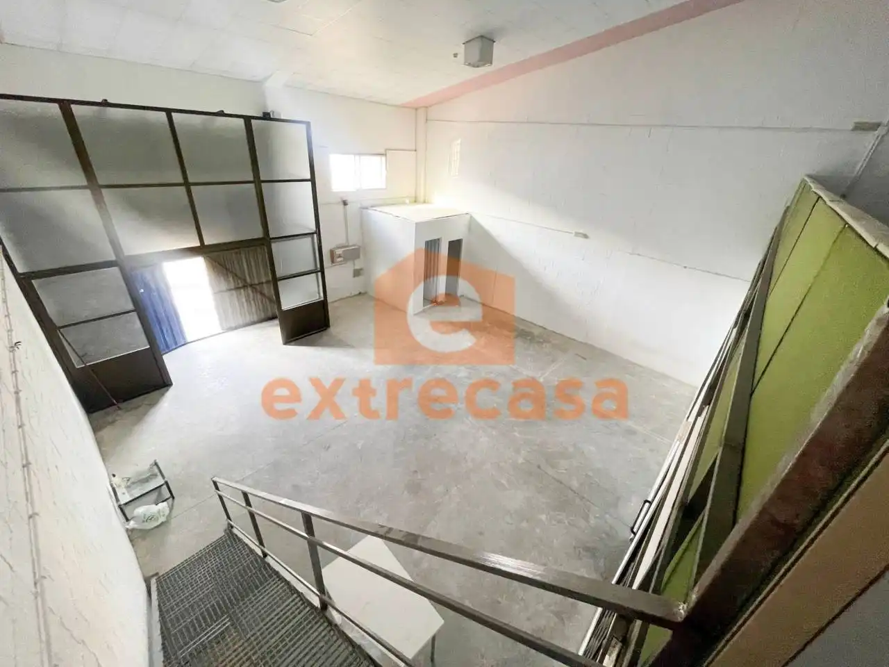 Industrial building to rent in La Estación, imagen 2