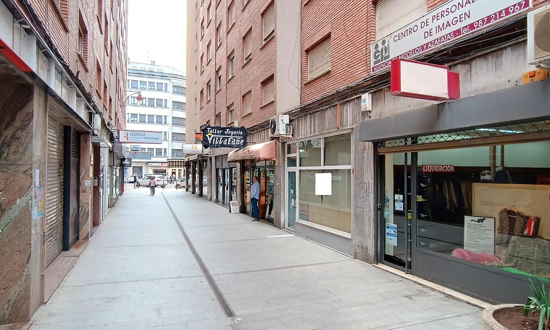Exterior view of Premises for sale in León Capital   with Air Conditioner