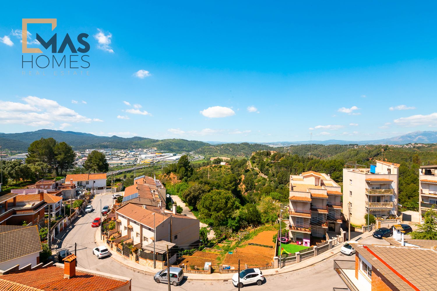 Vista exterior de Casa adosada en venda en Castellbisbal amb Calefacció, Jardí privat i Terrassa