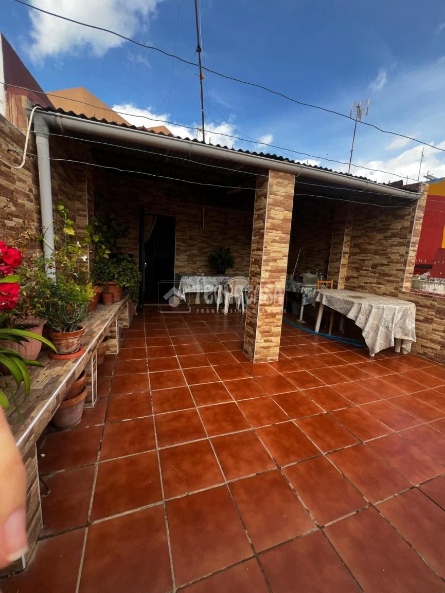Terrace of Single-family semi-detached for sale in Algeciras  with Terrace