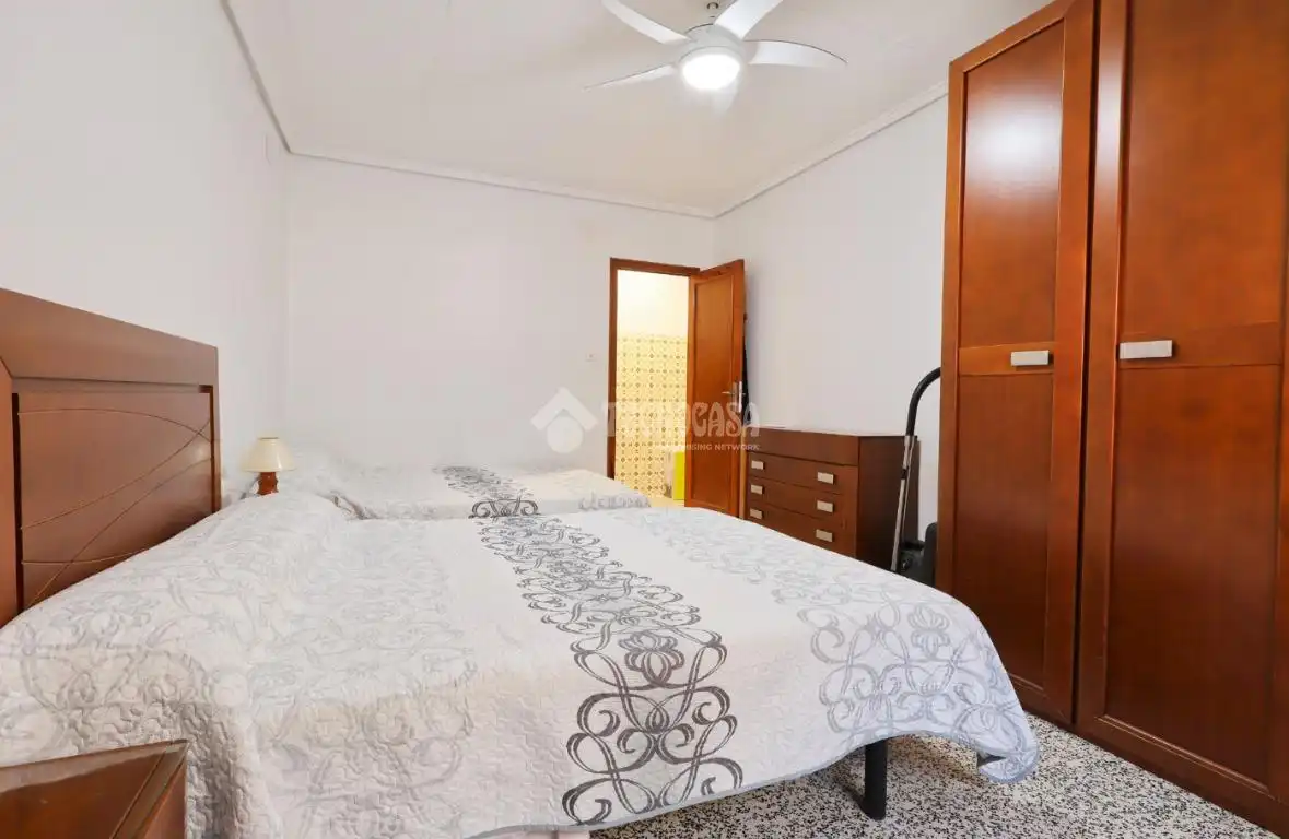 Habitación de Piso en venta en Sagunto / Sagunt con Aire acondicionado y Amueblado