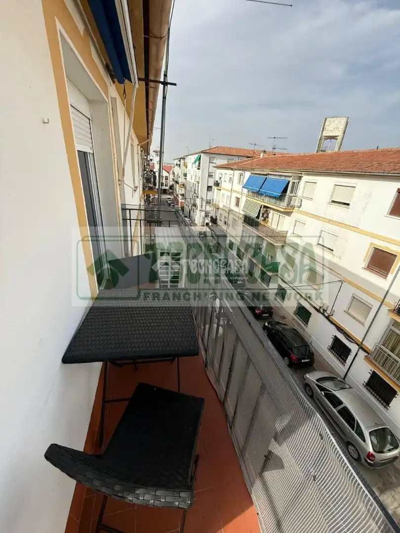Terraza de Piso en venta en Ronda con Calefacción y Balcón