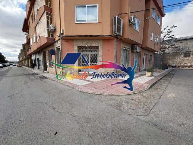 Local comercial en Alquiler en Paseo de la Estación, 10 en Villacañas