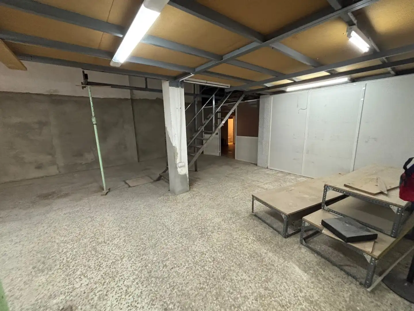 Gewerbefläche zum Verkauf in Calle José María de Pereda, imagen 16
