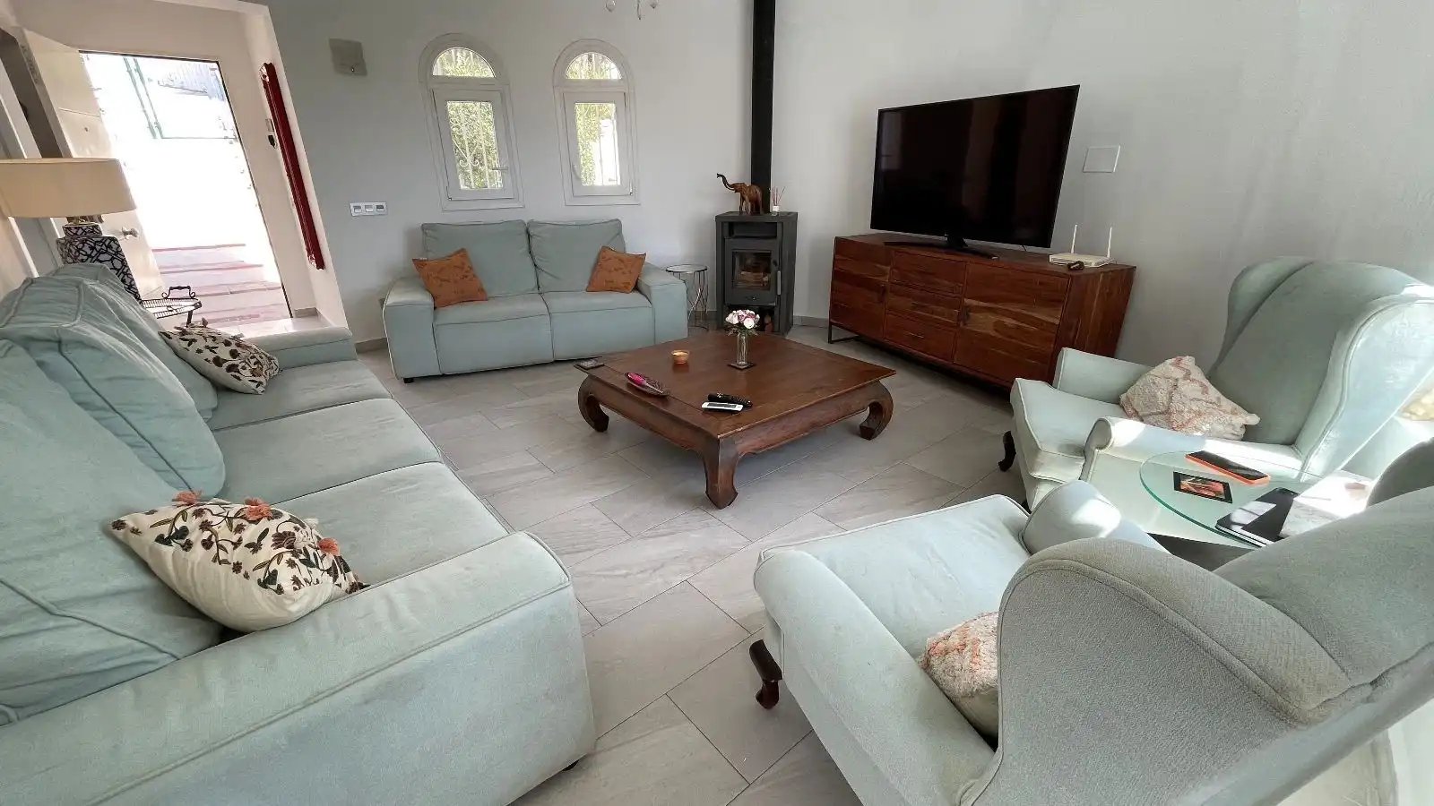 Sala de estar de Casa o chalet de alquiler en Estepona con Aire acondicionado, Terraza y Piscina