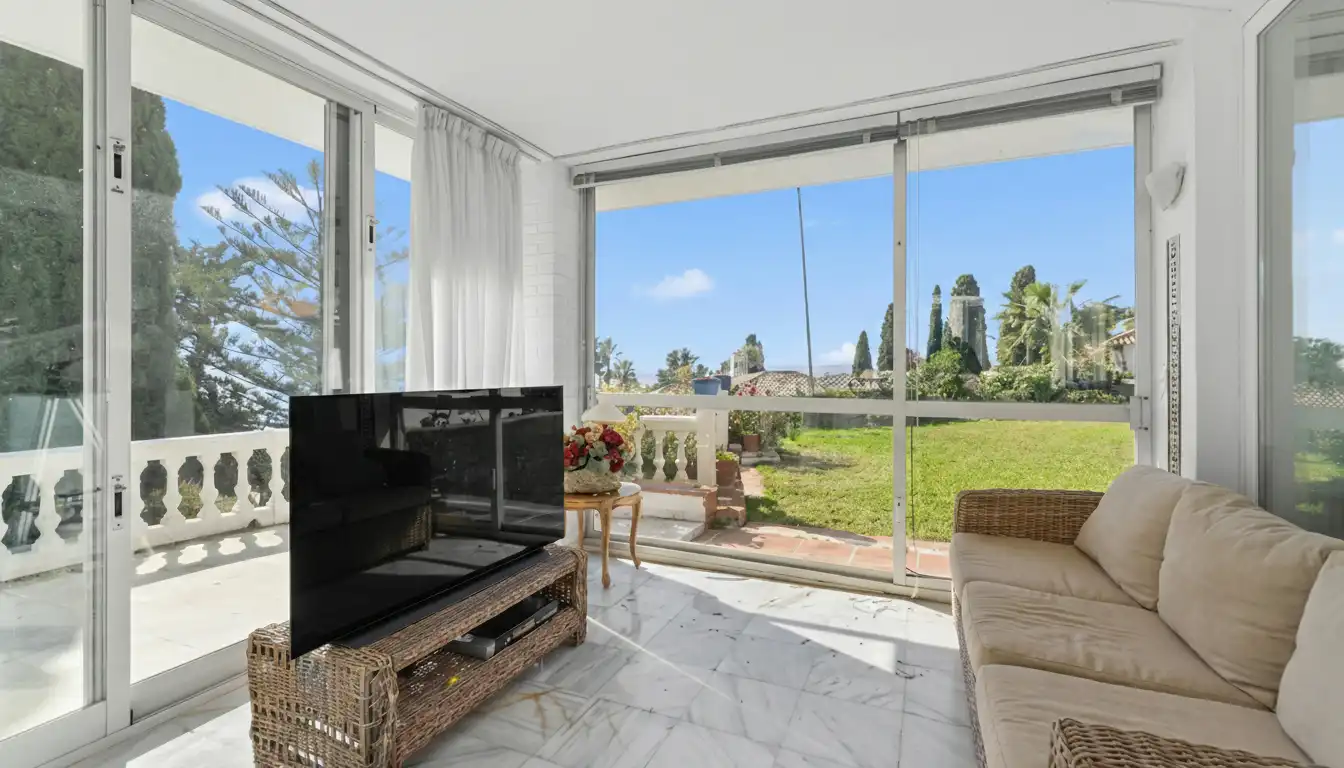 Sala de estar de Casa o chalet en venta en Benalmádena con Aire acondicionado, Jardín privado y Terraza