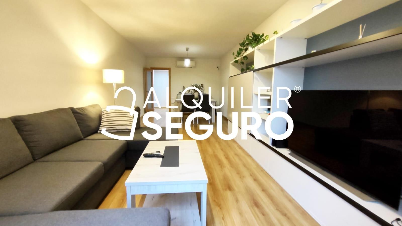 Sala d'estar de Pis de lloguer en  Valencia Capital amb Aire condicionat, Terrassa i Moblat