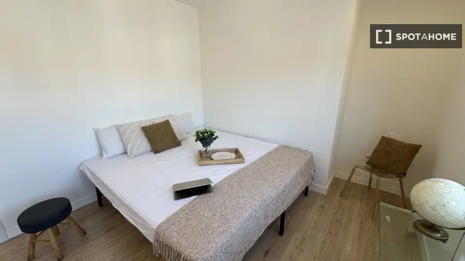 Room in Hispanoamérica - Bernabéu