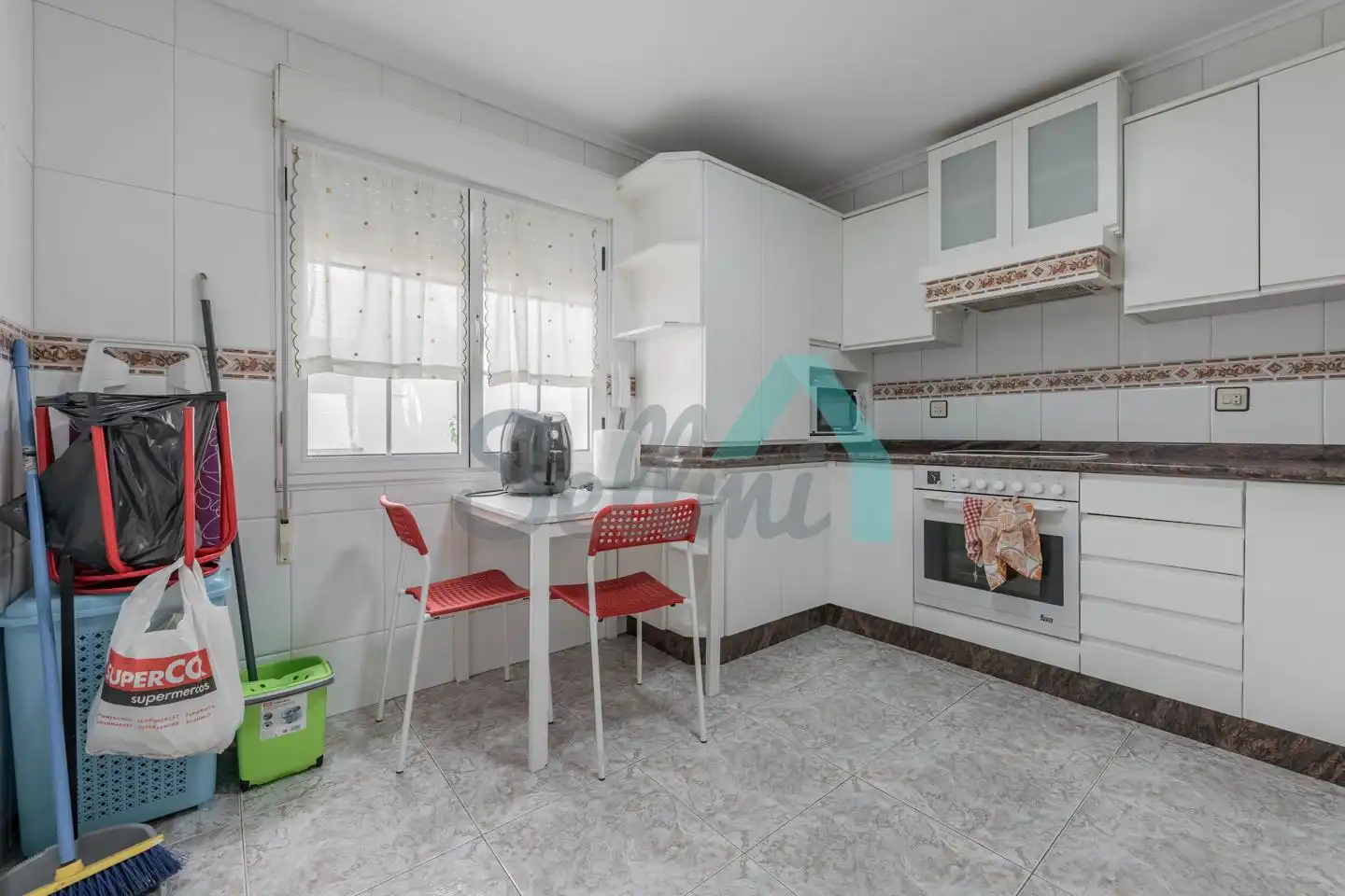 Habitación en Escultor Laviada, Vallobín