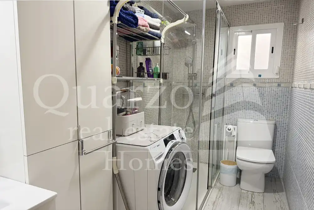 Bathroom of Flat for sale in Alfafar  with Furnished and Balcony
