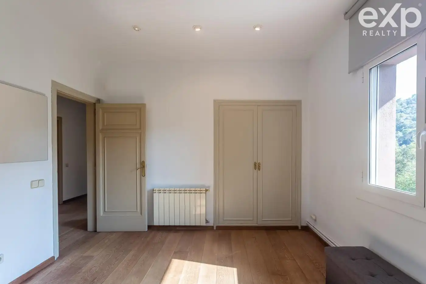 Habitación de Casa o chalet en venta en Barcelona con Parquet y Terraza