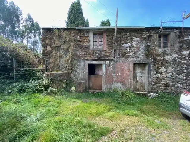 Casa con jardín en venta en Ortigueira, imagen 4
