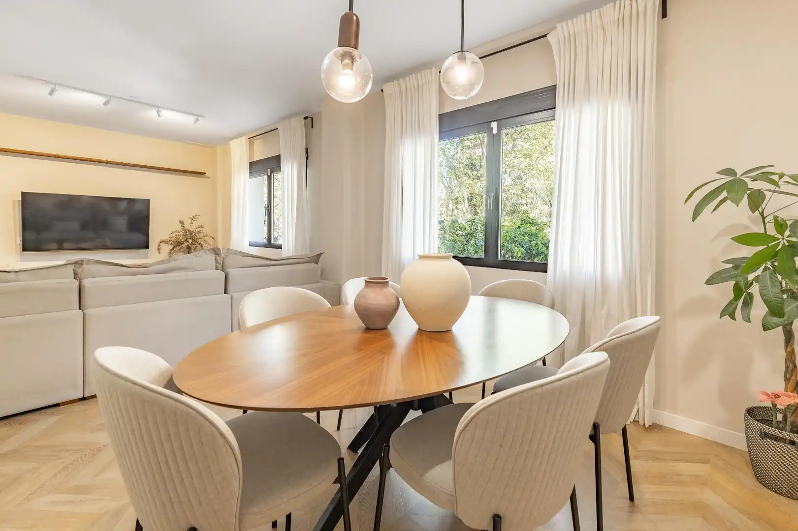 Dining room of Flat for sale in Valencia  with Air Conditioner, Heating and Storage room