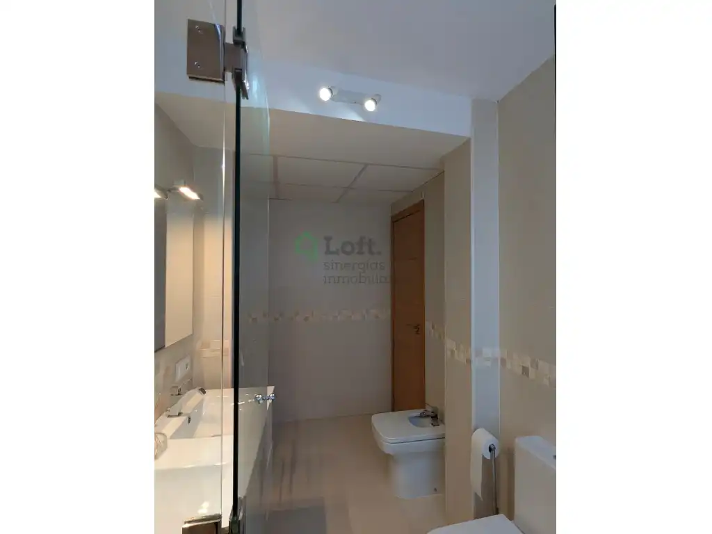 Bathroom of Attic for rent in Badajoz  with Air Conditioner