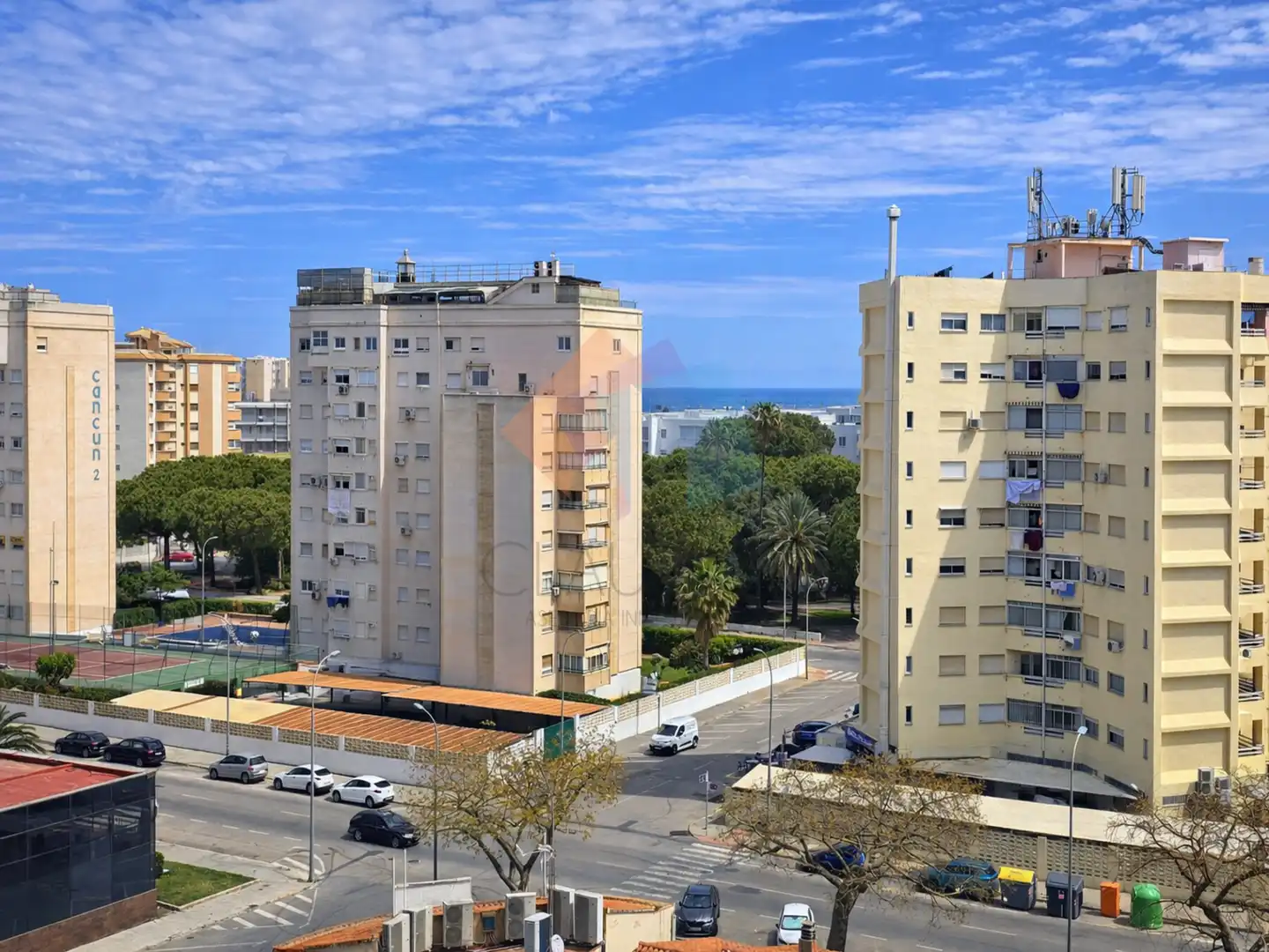 Apartamento con piscina en venta en Playa de Gandia, imagen 3