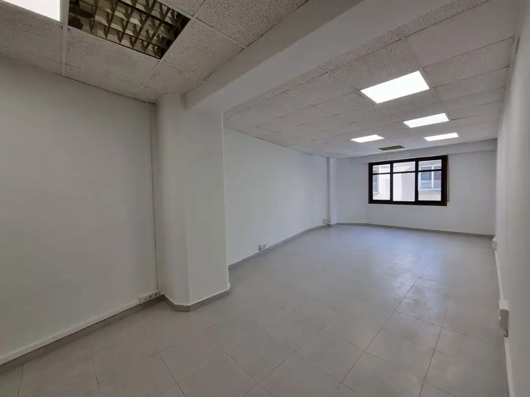Büro zum Verkauf in Eibar
