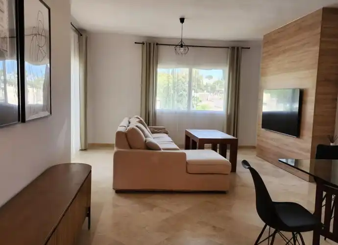 Sala de estar de Apartamento en venta en Marbella con Terraza, Trastero y Amueblado