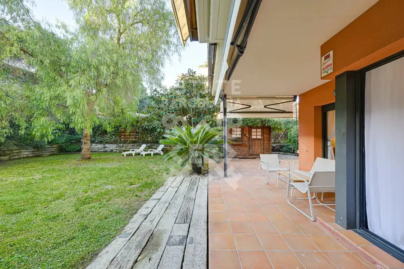 Garten von Wohnung zum Verkauf in Lloret de Mar mit Klimaanlage, Heizung und Privatgarten