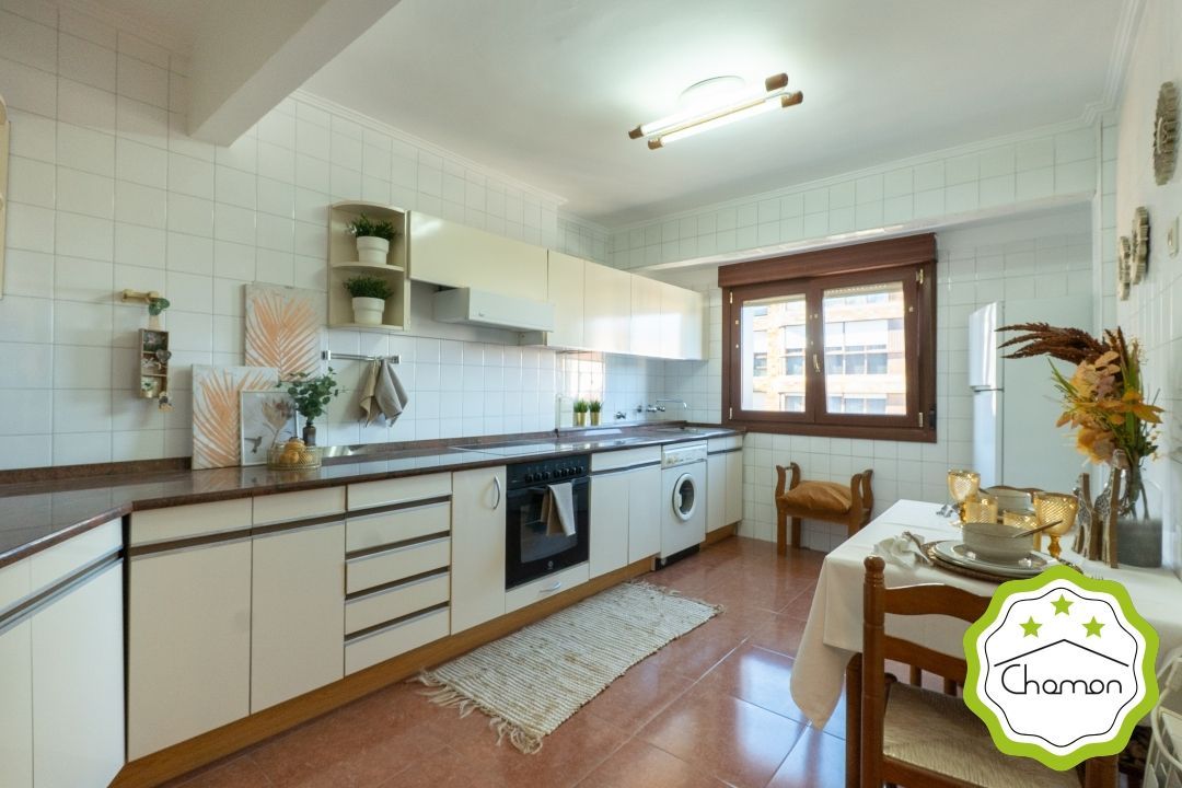 Cuina de Pis en venda en Barakaldo  amb Calefacció