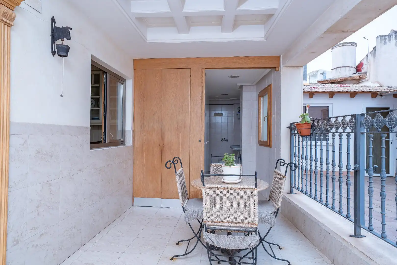 Terrasse von Einfamilien-Reihenhaus zum Verkauf in Novelda mit Heizung, Terrasse und Balkon