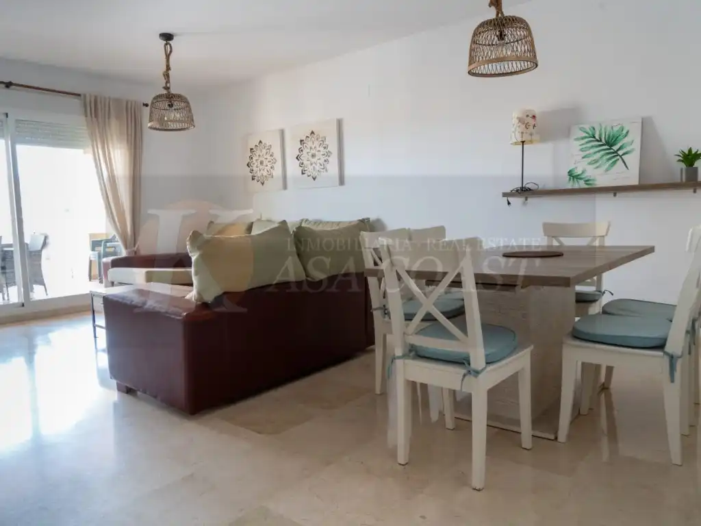 Sala de estar de Piso en venta en Fuengirola con Aire acondicionado, Jardín privado y Terraza