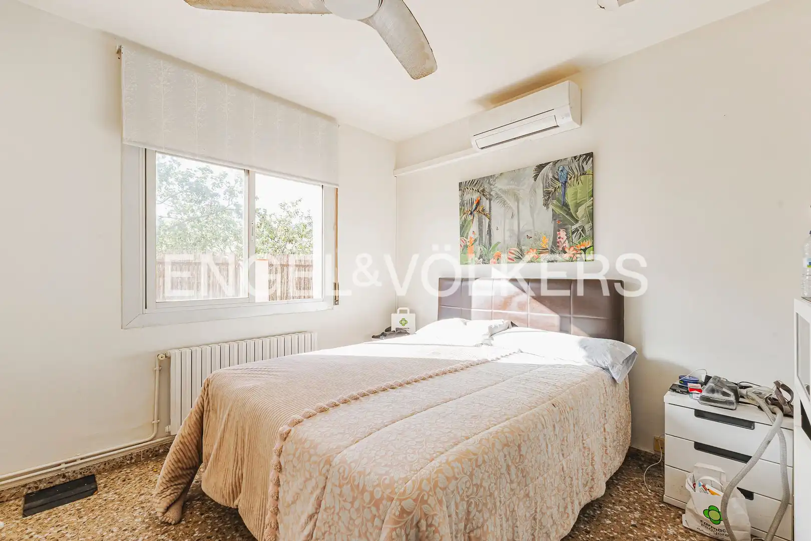 Schlafzimmer von Dachboden zum Verkauf in Barcelona mit Klimaanlage, Heizung und Terrasse