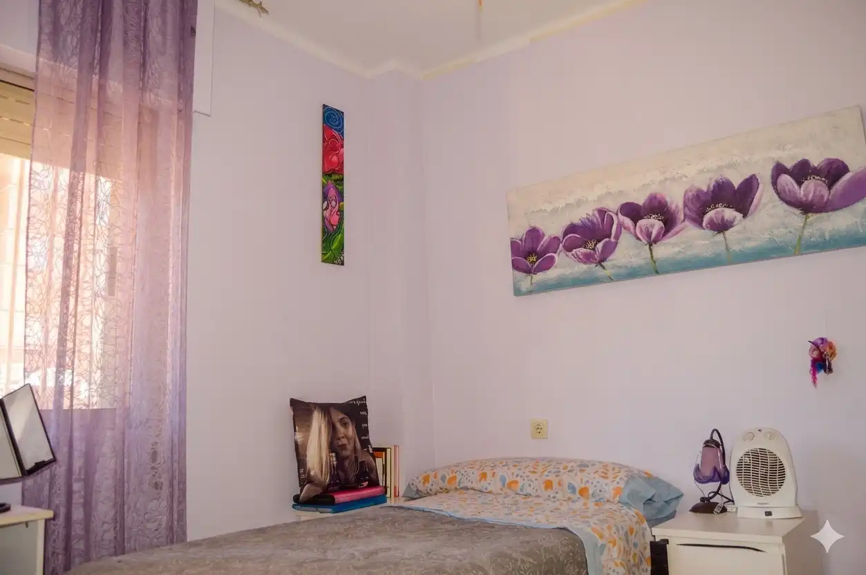 Habitación de Piso en venta en Cáceres con Aire acondicionado