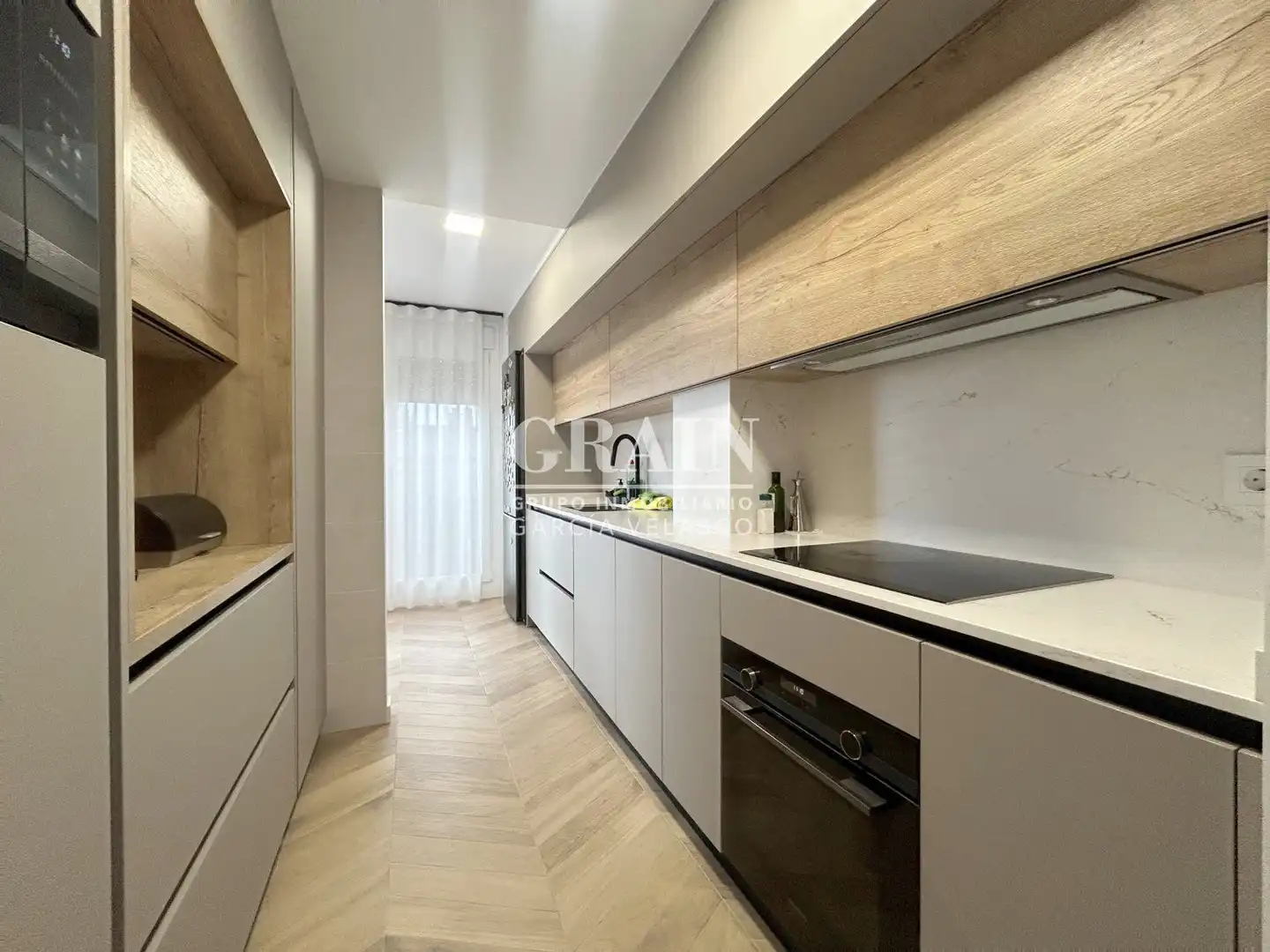 Cocina de Piso de alquiler en Albacete con Calefacción, Terraza y Piscina