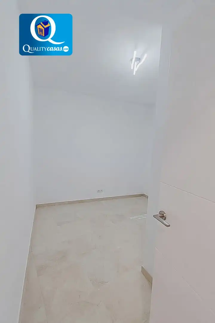 Oficina en venta en Alicante / Alacant con Aire acondicionado