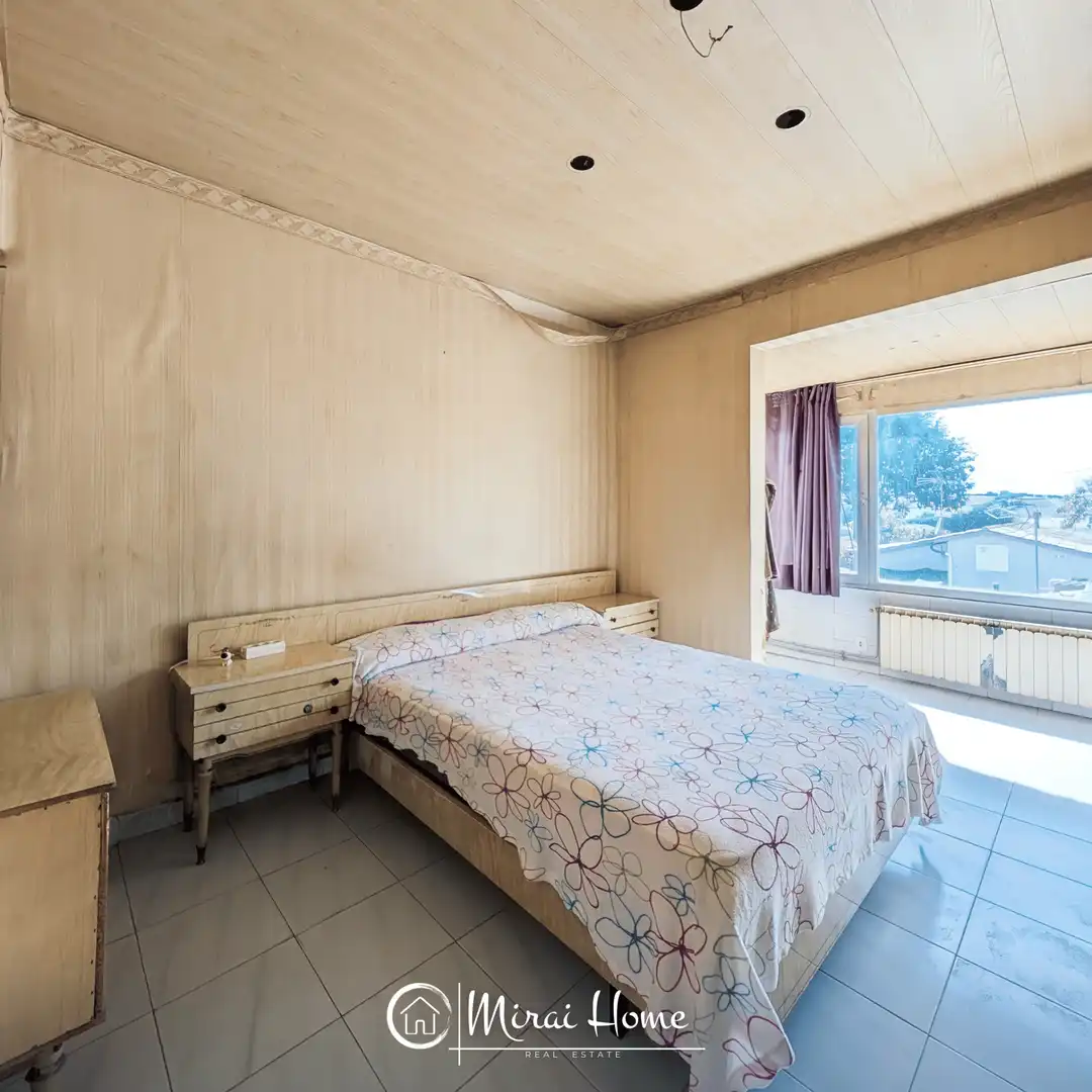 Dormitori de Casa o xalet en venda en Parets del Vallès amb Aire condicionat, Calefacció i Jardí privat