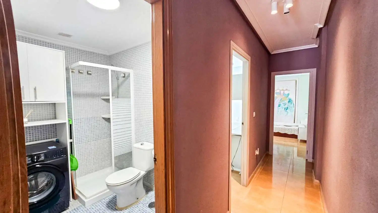 Baño de Apartamento en venta en Torrevieja con Aire acondicionado, Calefacción y Terraza