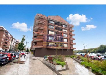 Flat with balcony for sale in Calle Poxpologile