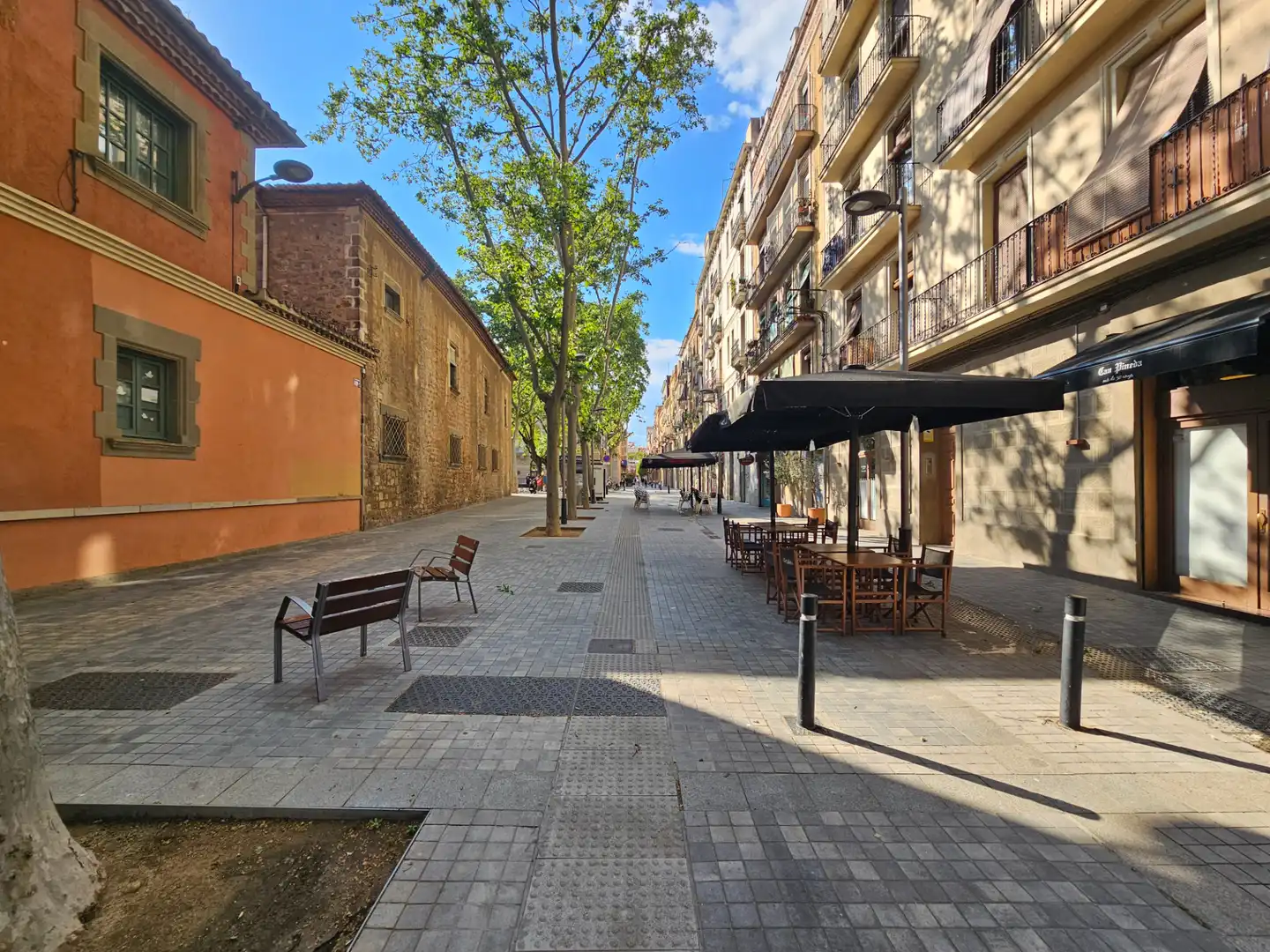 Exterior view of Flat for sale in Barcelona  with Air Conditioner, Heating and Parquet flooring