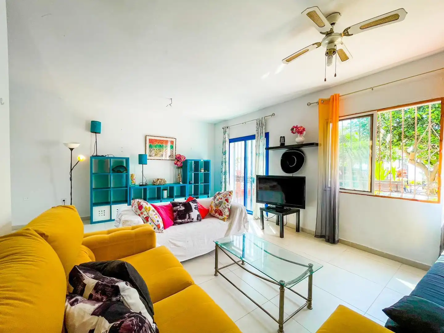 Sala d'estar de Casa o xalet en venda en Benajarafe