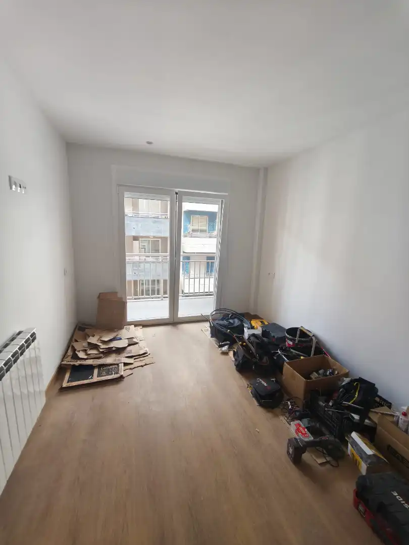 Schlafzimmer von Wohnung zum Verkauf in Ourense Capital  mit Heizung, Parkett und Ofen