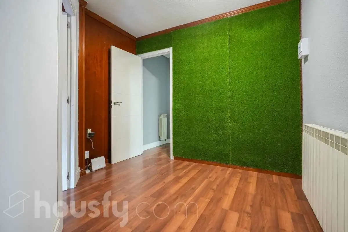 Habitación de Piso en venta en Torrejón de Ardoz con Calefacción, Terraza y Trastero