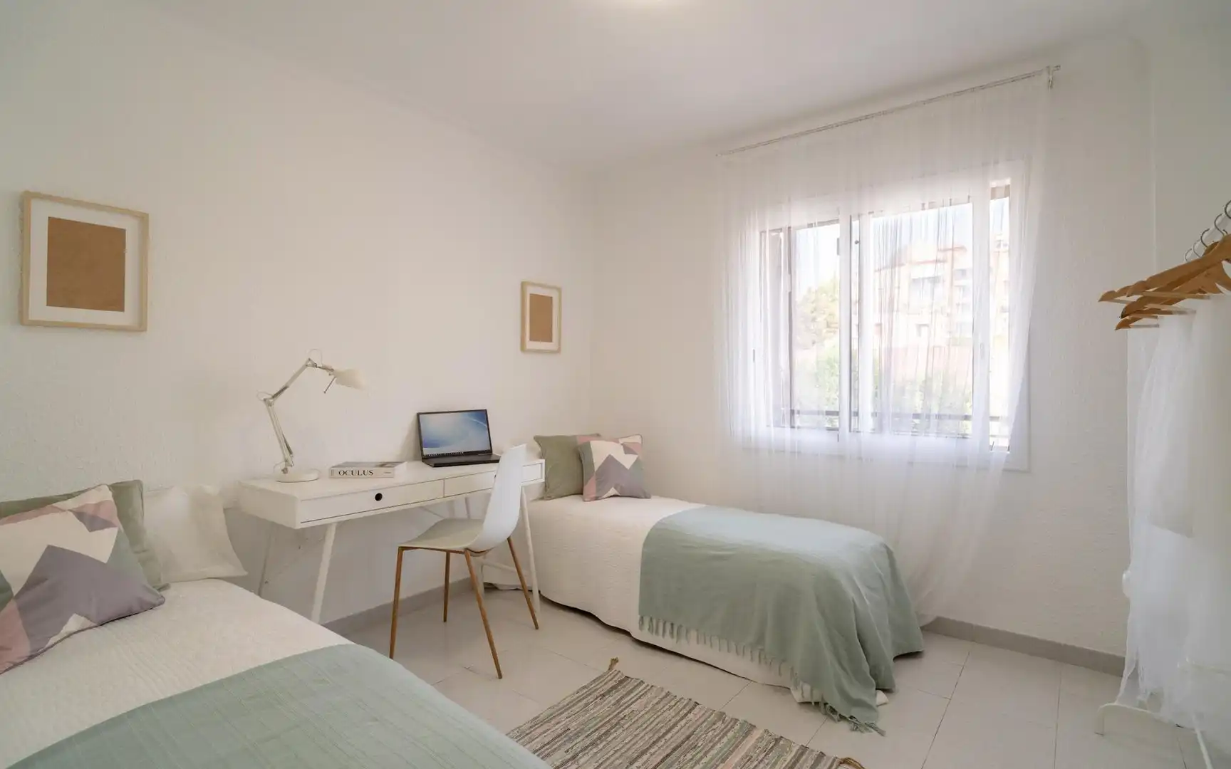 Piso en venta en ARCE OCHOTORENA, Llevant