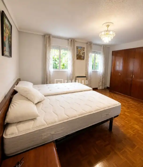 Schlafzimmer von Wohnung zum Verkauf in Madrid mit Parkett