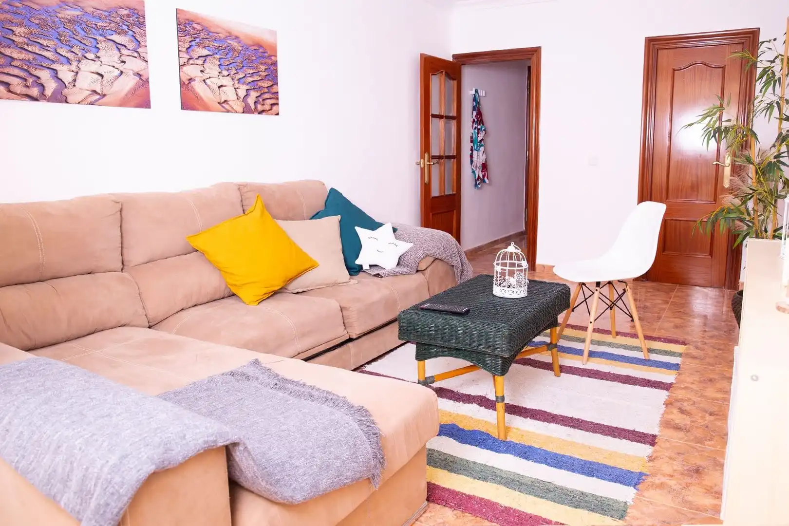 Living room of Flat for sale in Carretera de Cádiz