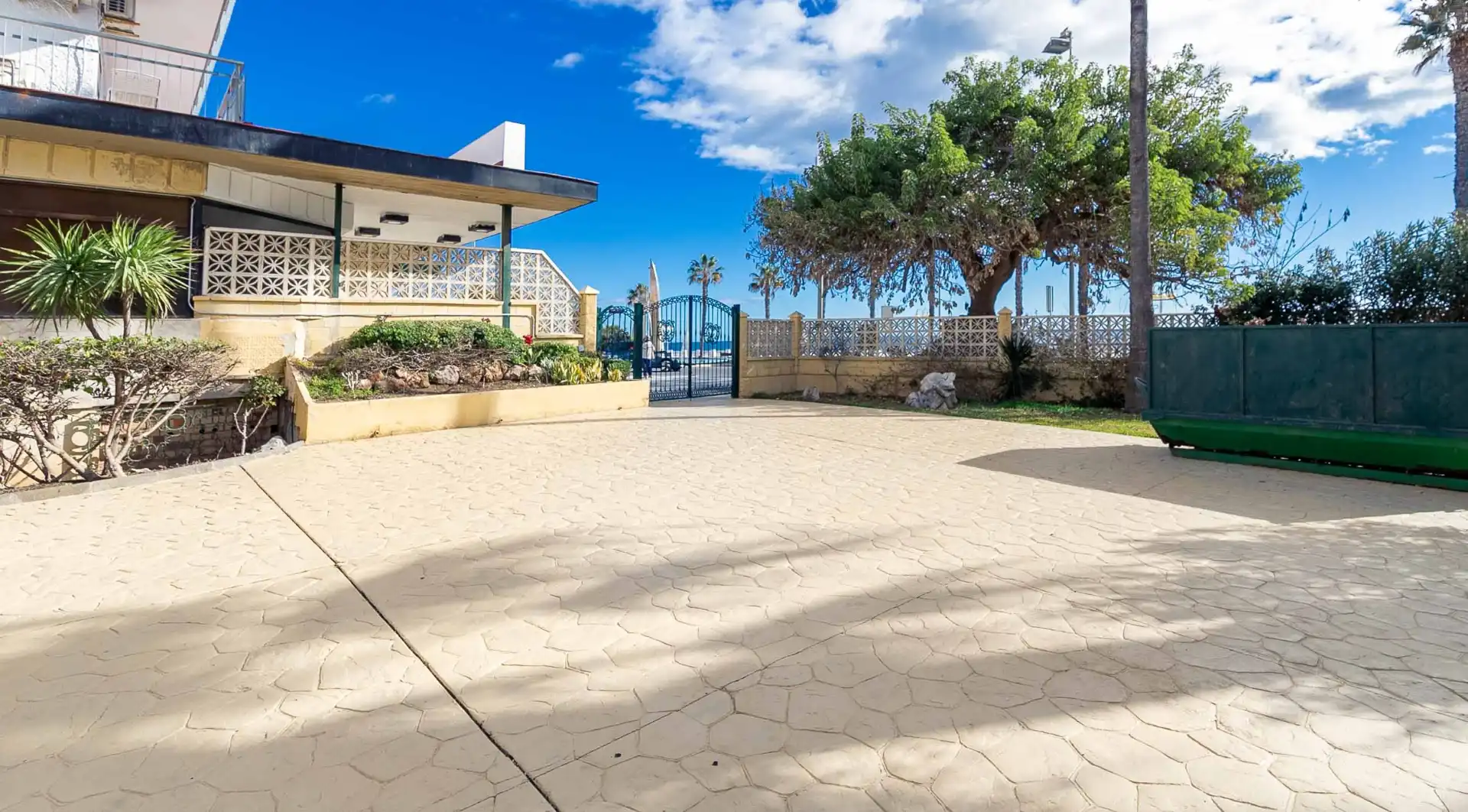 Terrassa de Estudi en venda en Benalmádena amb Aire condicionat, Terrassa i Moblat