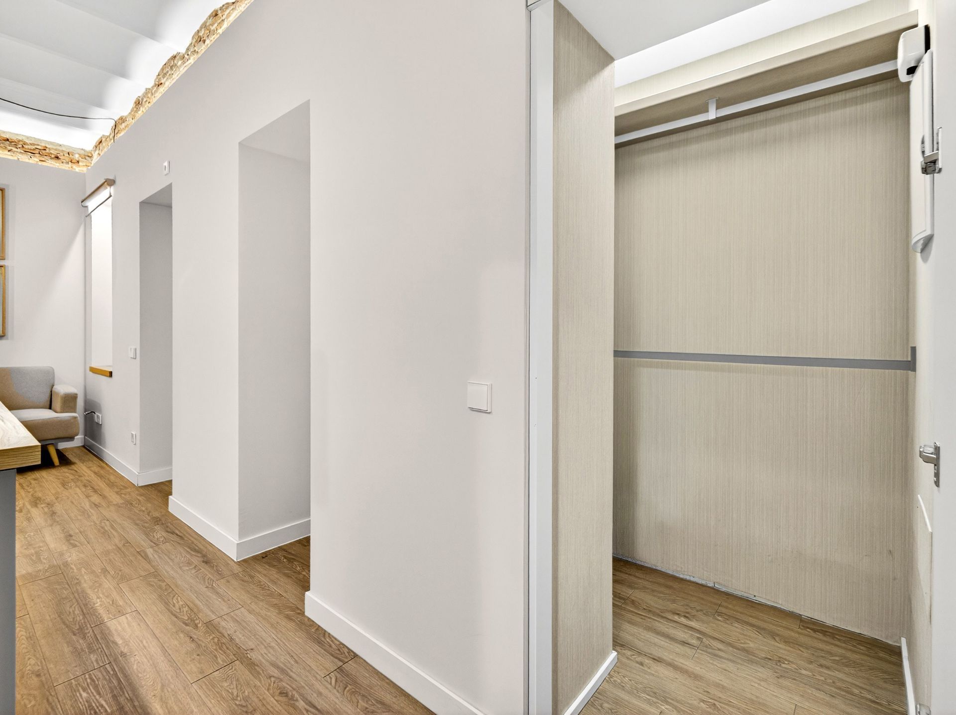 Study for sale in  Madrid Capital  with Air Conditioner and Furnished