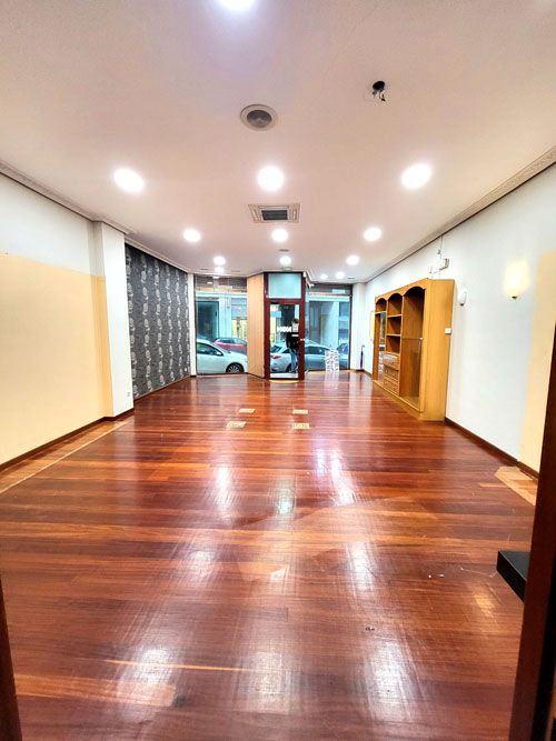 Premises to rent in Vigo   with Air Conditioner
