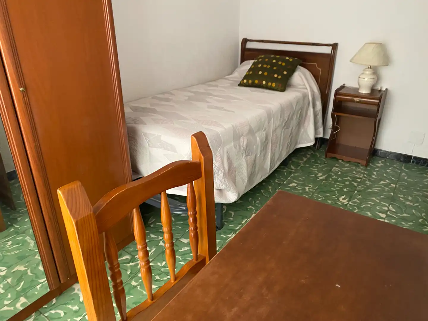 Bedroom of Flat for rent in Zaragoza  with Heating, Furnished and Oven