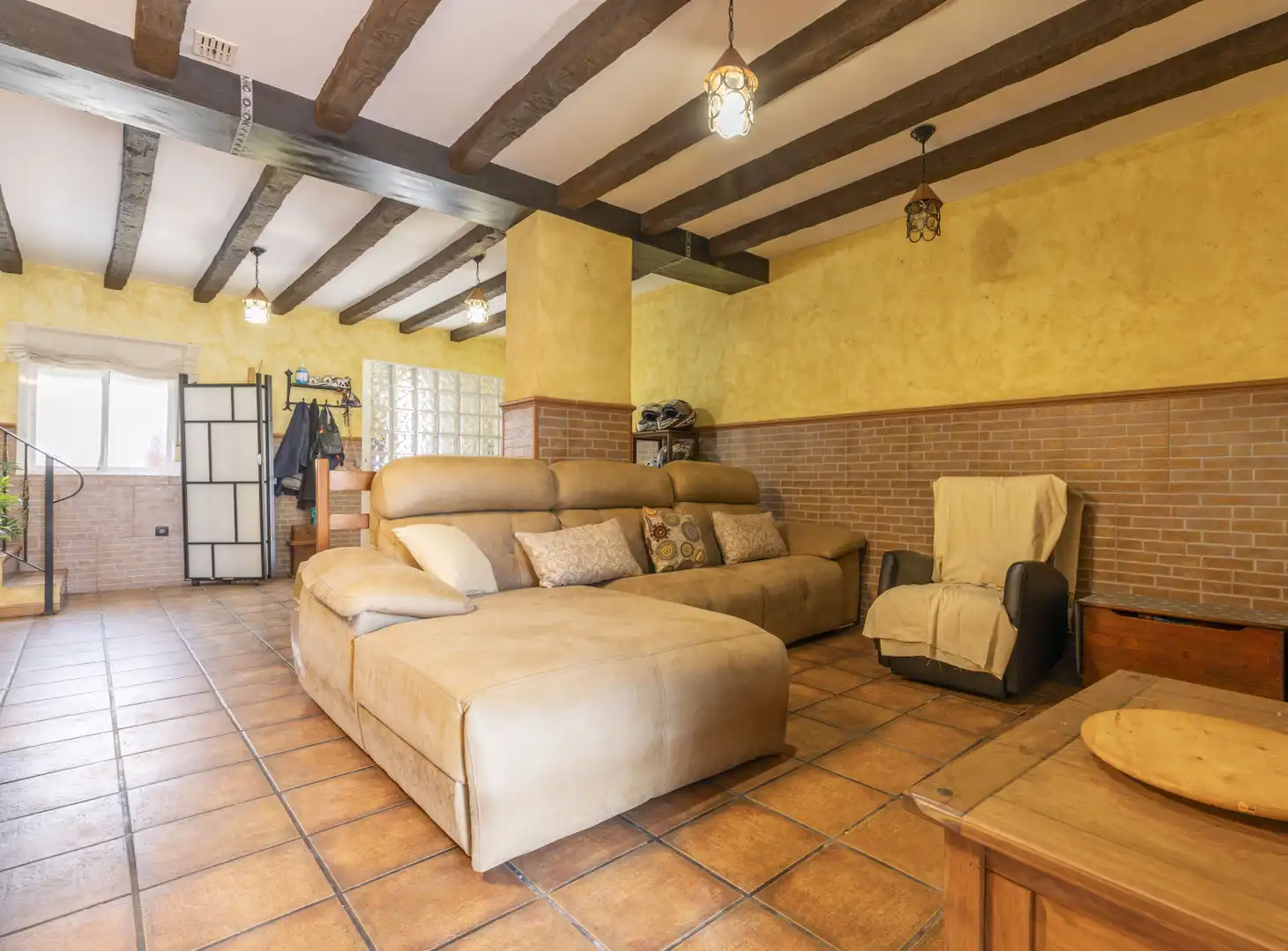 Sala d'estar de Casa adosada en venda en Moncada amb Aire condicionat, Calefacció i Terrassa