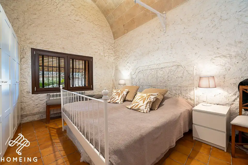 Dormitori de Finca rústica en venda en Llucmajor amb Aire condicionat, Calefacció i Jardí privat